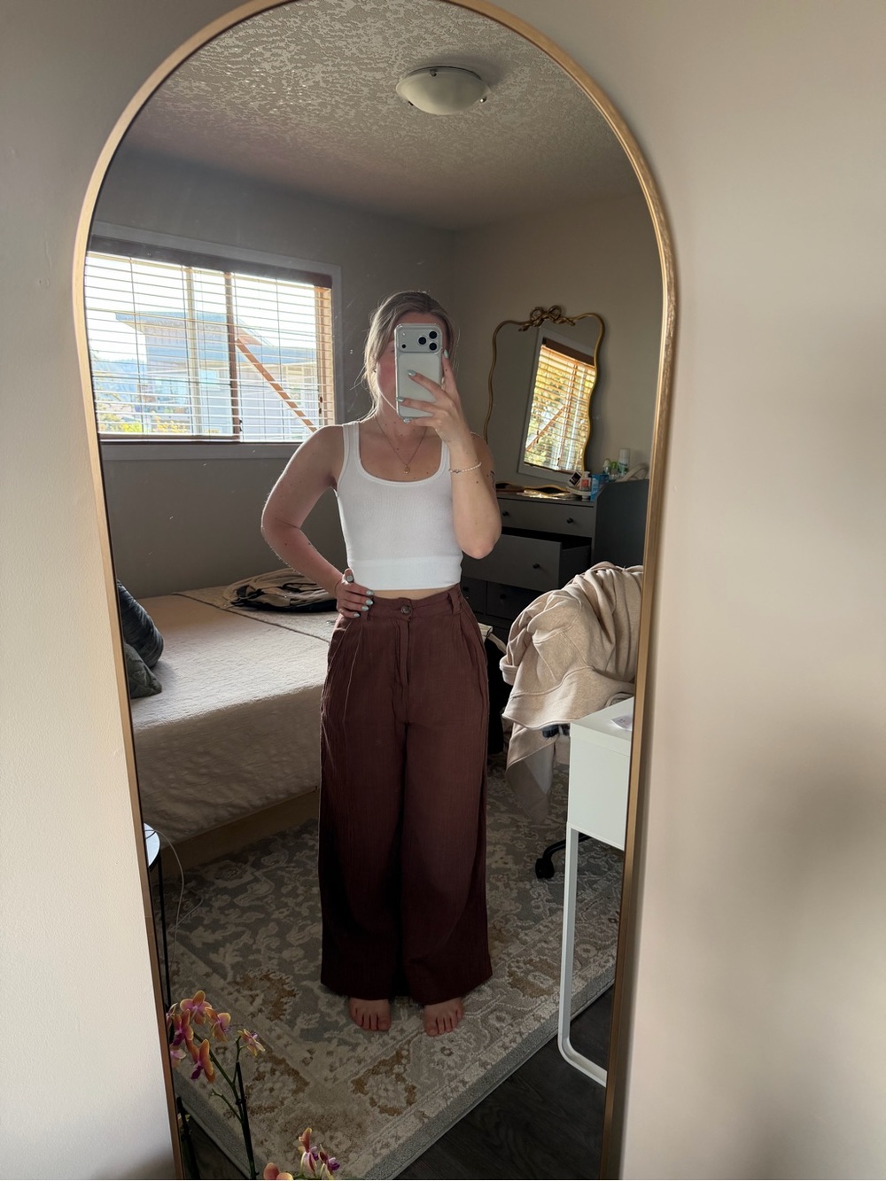Ghanda Wide-Leg High-Waist Linen Pants in Chocolate Brown